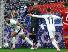 欧洲杯-英格兰1-0塞尔维亚开门红 贝林厄姆处子球萨卡助攻