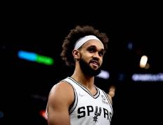 NBA夺冠的新思路——怀特以4年1.259亿续约，绿凯做了很好的示范