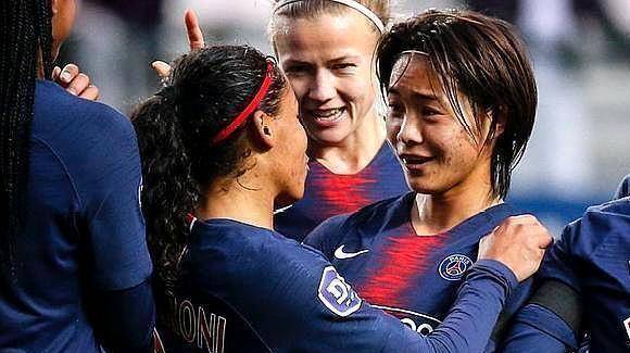 王霜当选Ligue 1联赛最佳阵的中场核心法国媒体：她的技术令人惊叹