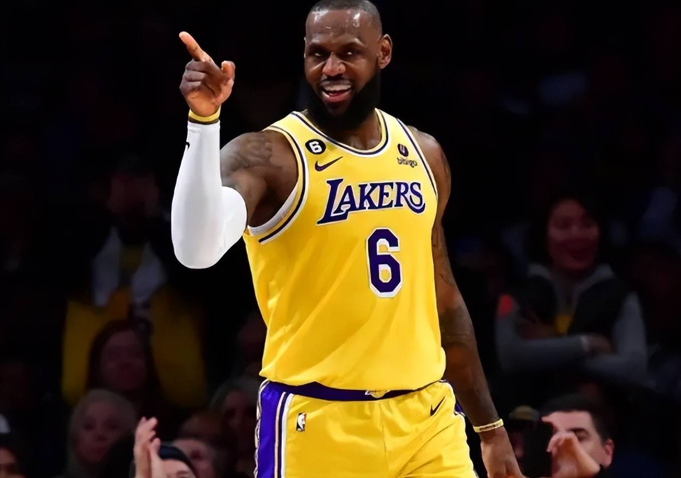 NBA活化石！联盟7位现役教练曾与詹姆斯场上交手，3人执教过詹皇