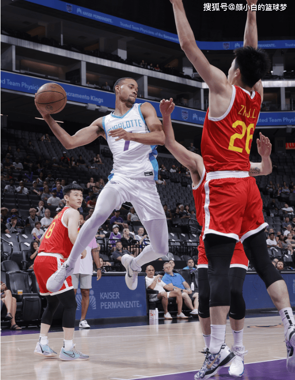 NBA夏联：中国男篮31分狂负黄蜂吞5连败 杨瀚森12+4+7失误6犯规