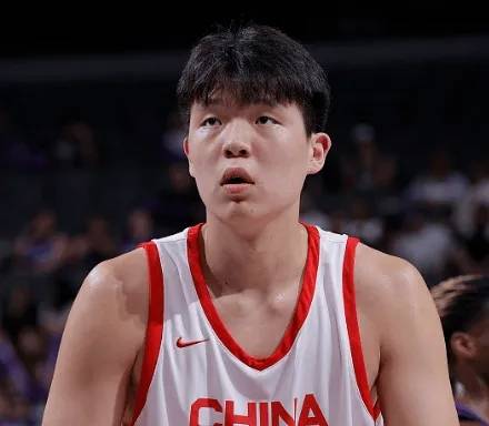 中国男篮！李凯尔点评杨瀚森：有机会冲击NBA！或具备首轮潜力