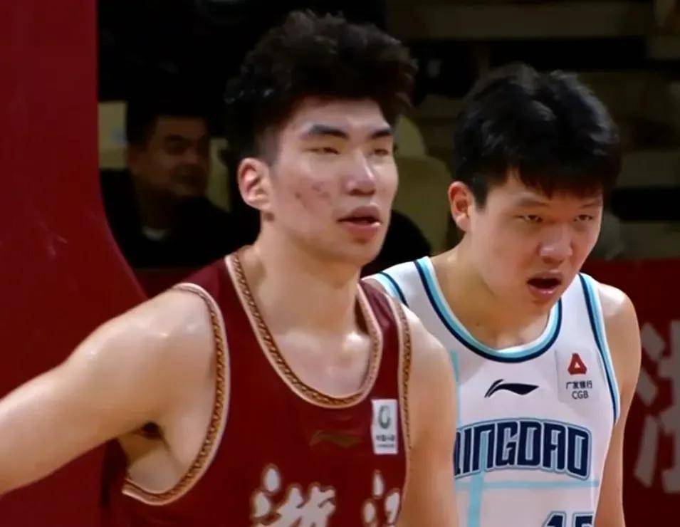 崔永熙突发小腿拉伤！NBA，悬了！这但是中国男篮的领军人……