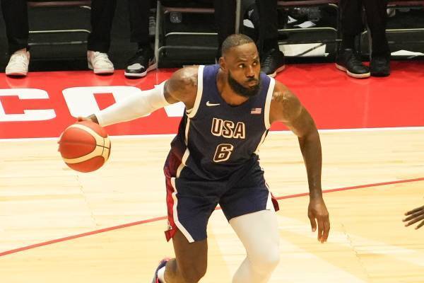 詹姆斯将担任巴黎奥运会美国代表团旗手，开创NBA球员先河