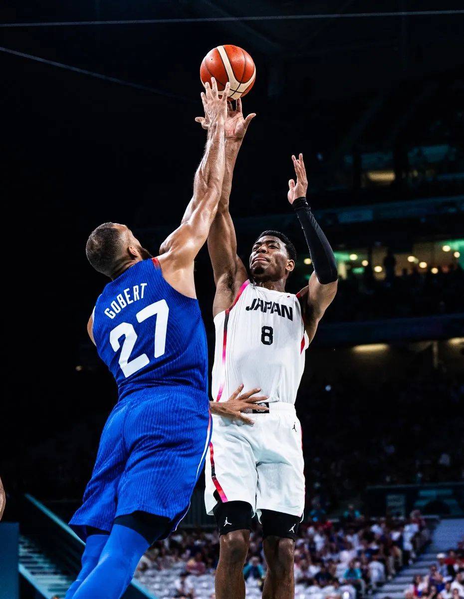 官宣！詹姆斯迎来新称号！八村被驱逐，这不是NBA...