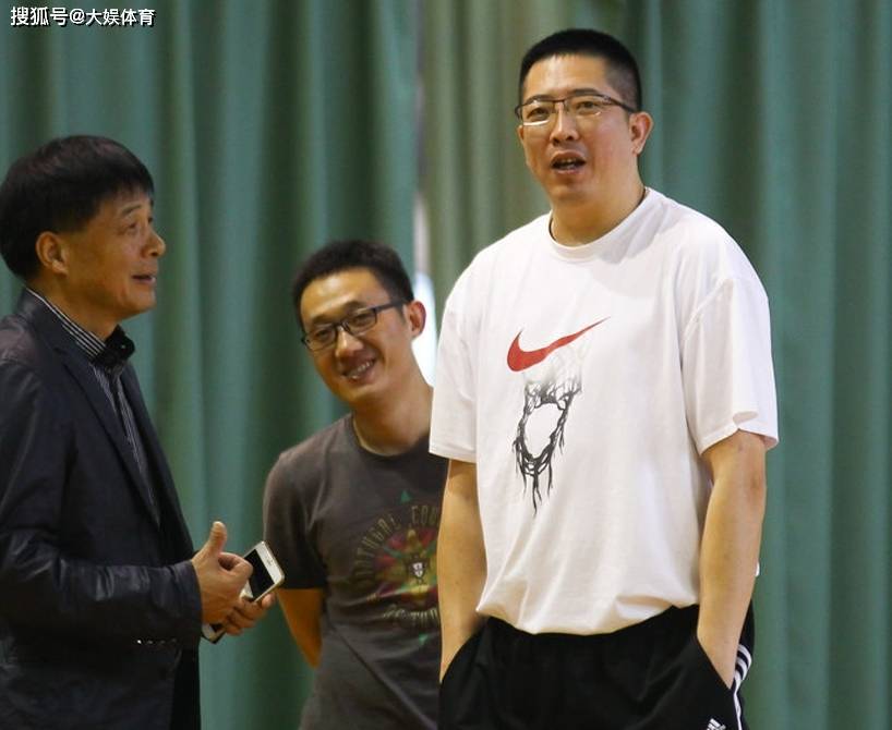 胡卫东是没加入NBA，否则成就比姚明更高，胡卫东人称中国乔丹